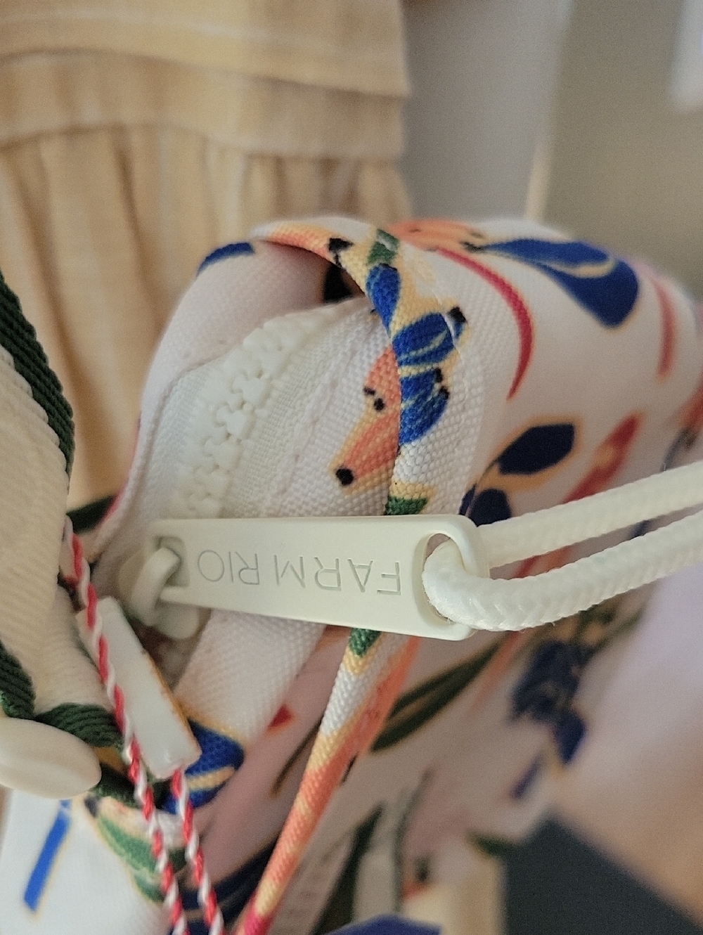 Farm Rio Bolsa Fervo Coqueiro De Banana Crossbody - Picture 7 of 13